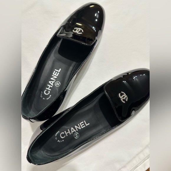 Chanel Lace Ups Black - Picture 1 of 4